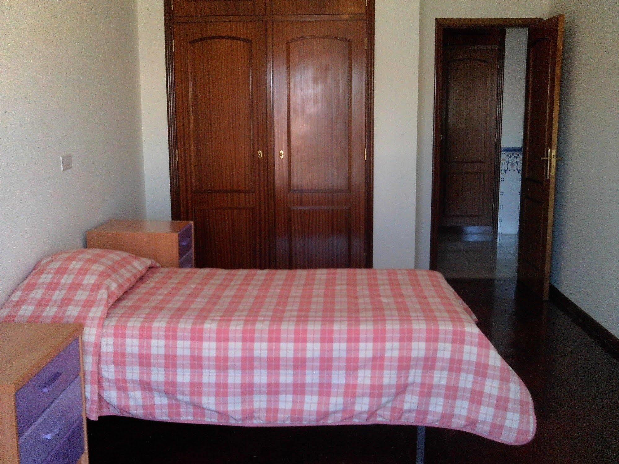 Homestay Marialva Park Seixal  Exteriör bild